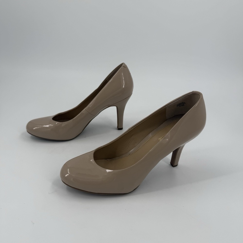 Kelly & Katie Nude Patent Leather Round Toe Pumps Heels Womens Size 9.5M